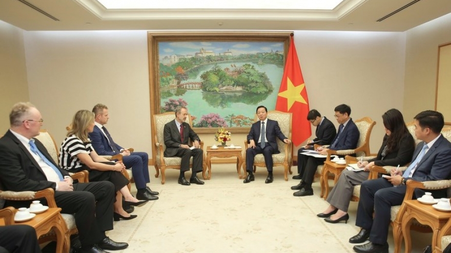 Vietnam, Italy enhance cooperation in high-tech shipbuilding